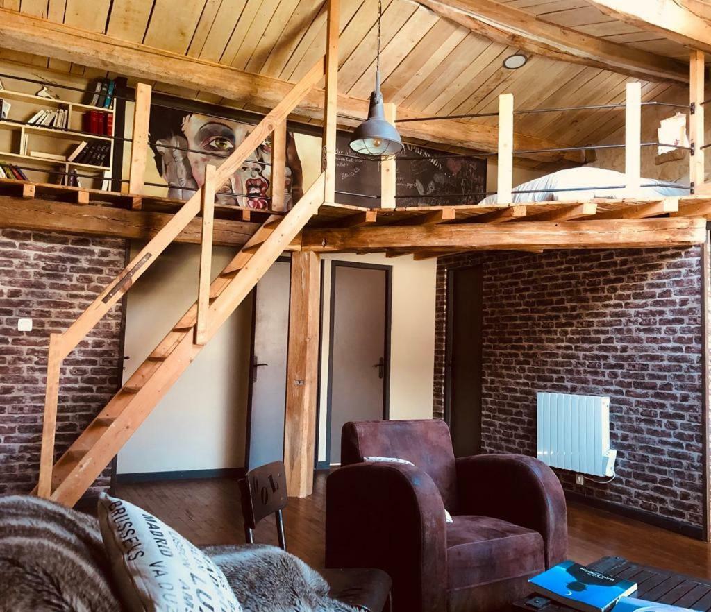 Le Gite Des 3 Saules Saint-Savinien Exterior foto